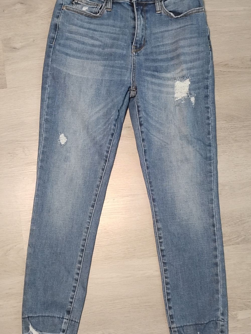 Judy Blue Light Blue Skinny Jeans Distressed Details. Size 9/29 Waist- 26 Inches